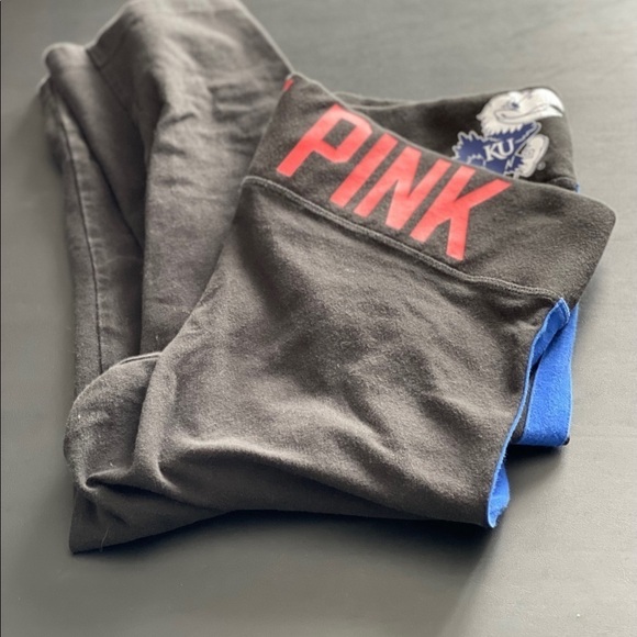 Jayhawks Kansas University JayHawks Pink by Victoria secret Capris size medium - Picture 14 of 14